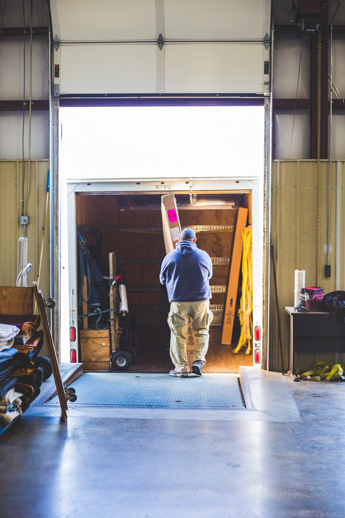 Arlan employee loading